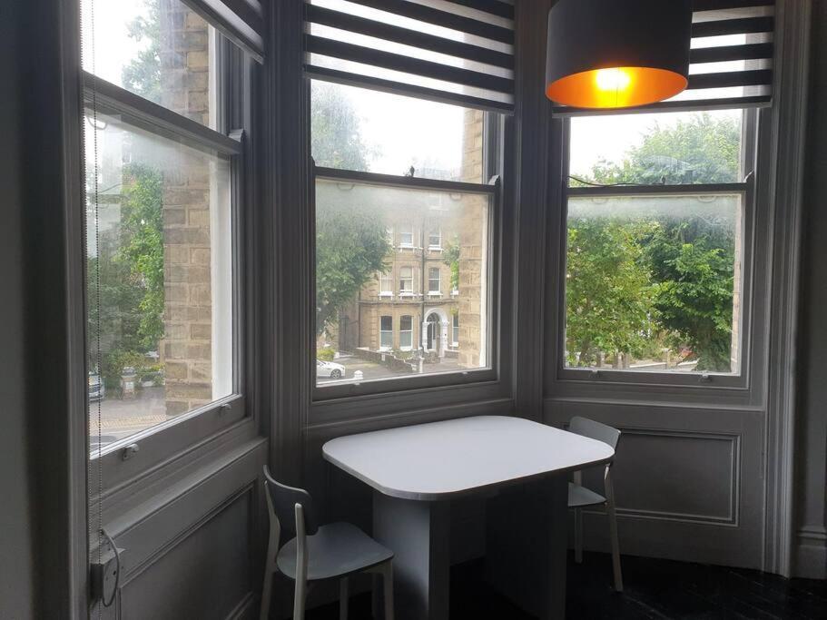 Elegant Studio In Central Hove - 5 Min Walk To Beach - 10 Min To Brighton Exterior photo