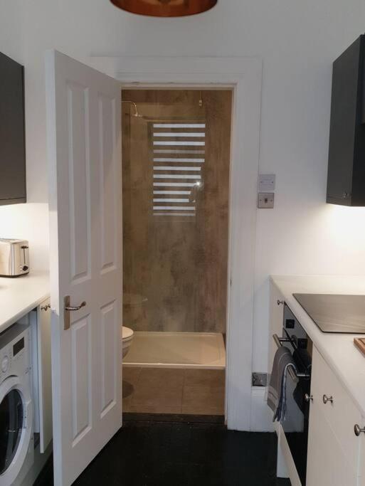 Elegant Studio In Central Hove - 5 Min Walk To Beach - 10 Min To Brighton Exterior photo