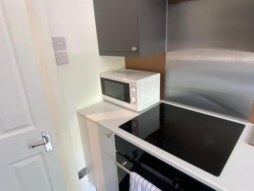 Elegant Studio In Central Hove - 5 Min Walk To Beach - 10 Min To Brighton Exterior photo